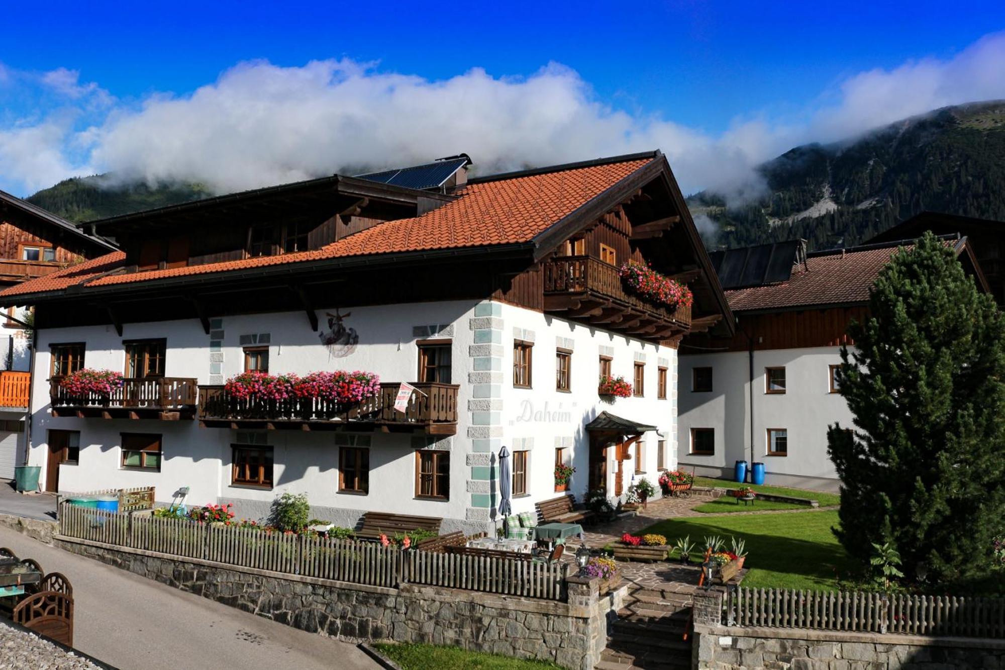 Haus Daheim Berwang Exterior foto